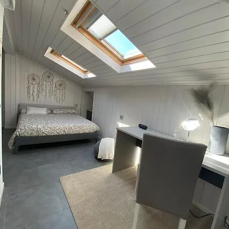 La Garçonniérre Del Maggiore Apartamento